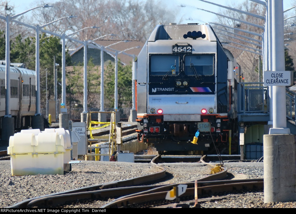 NJT 4542